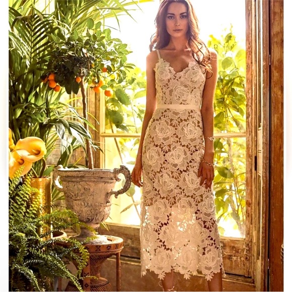 Catherine Deane Dresses & Skirts - Catherine Deane Frida Blush laser cut out midi floral wedding dress RETAIL 695